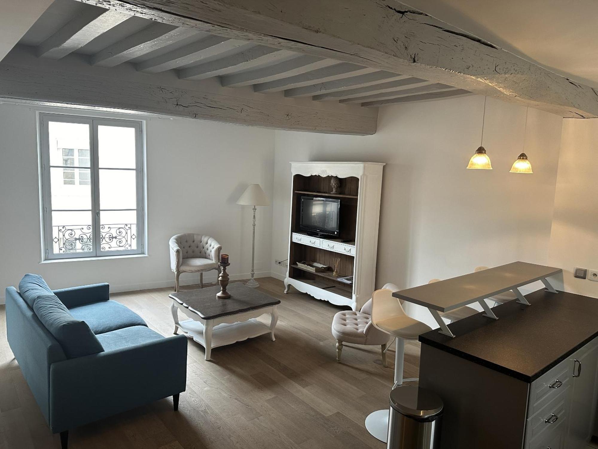 Batisse Paradis- 3 Appartements Calmes Et Elegants Au Centre Historique De Beaune Beaune  Szoba fotó